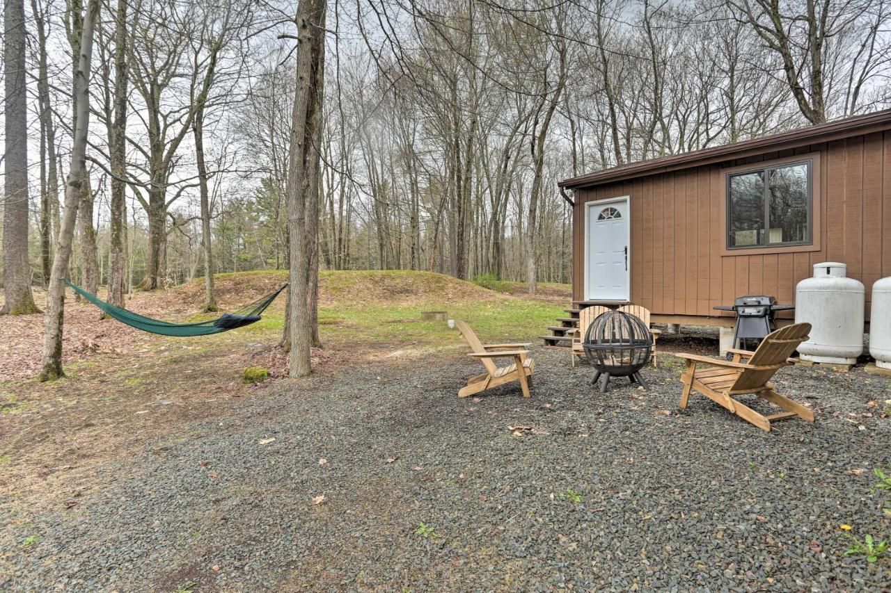 Bear Den Rustic Pocono Lake Home With Game Room! Exterior foto